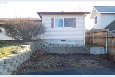 1414 SW 24th St, Pendleton, OR 97801 - Photo 3