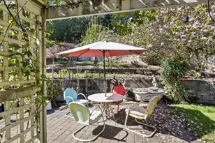 949 S S Ct, Cottage Grove, OR 97424 - Photo 17