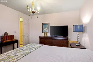 949 S S Ct, Cottage Grove, OR 97424 - Photo 13