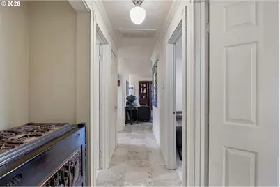 949 S S Ct, Cottage Grove, OR 97424 - Photo 9