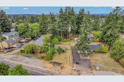 16925 SE Powell Blvd, Portland, OR 97236 - Photo 3