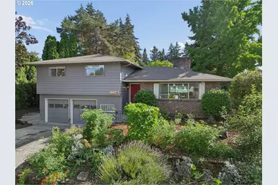 11240 NE Couch Ct, Portland, OR 97220 - Photo 35