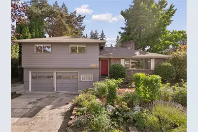 11240 NE Couch Ct, Portland, OR 97220 - Photo 1