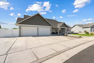416 SW Desert Sky Dr, Hermiston, OR 97838 - Photo 3