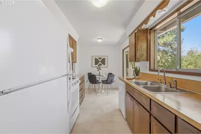 16285 SW Rosa Rd, Beaverton, OR 97007 - Photo 11