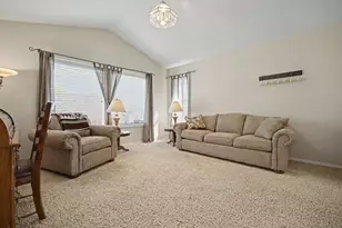 13623 Barclay Hills Dr, Oregon City, OR 97045 - Photo 7