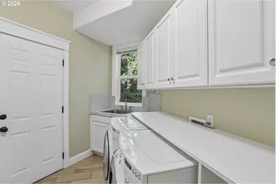 20495 SW Tremont Way, Beaverton, OR 97007 - Photo 25