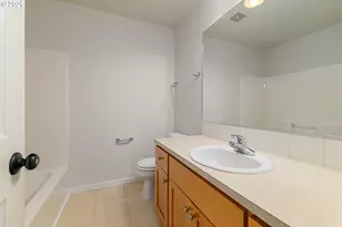 7815 SE Harney St, Portland, OR 97206 - Photo 15