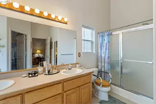 2730 Golfview Ave, Sutherlin, OR 97479 - Photo 23