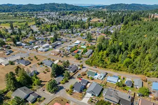 1753 20th St, Myrtle Point, OR 97458 - Photo 39