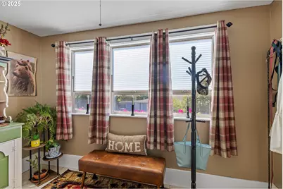 1753 20th St, Myrtle Point, OR 97458 - Photo 15