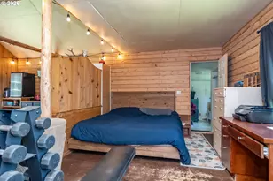 982 Brumbach Rd, Roseburg, OR 97470 - Photo 33