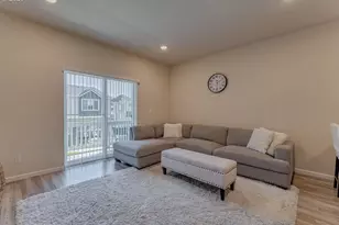 15690 NW Snowbush Ln, Portland, OR 97229 - Photo 3
