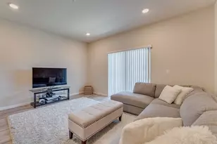 15690 NW Snowbush Ln, Portland, OR 97229 - Photo 5