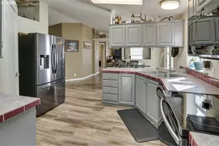17575 Sutter St, La Pine, OR 97739 - Photo 9