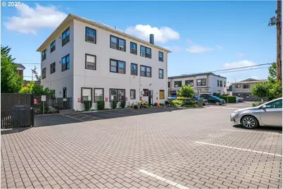 4435 SE Belmont St, Portland, OR 97215 - Photo 5