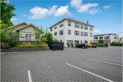 4435 SE Belmont St, Portland, OR 97215 - Photo 7