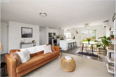 2630 NE Saratoga St, Portland, OR 97211 - Photo 7