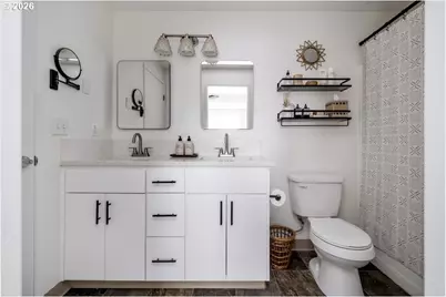 2630 NE Saratoga St, Portland, OR 97211 - Photo 25