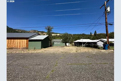 617 N Main St, Klickitat, WA 98628 - Photo 29