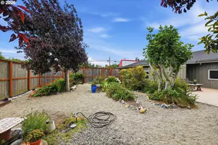 49045 Hwy 101, Bandon, OR 97411 - Photo 27