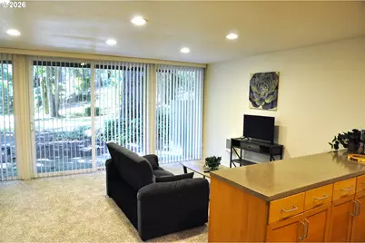 100 Kerr Pkwy #30, Lake Oswego, OR 97035 - Photo 5
