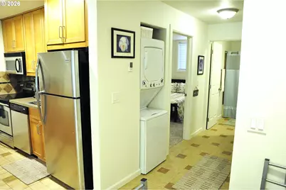 100 Kerr Pkwy #30, Lake Oswego, OR 97035 - Photo 27