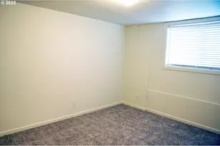 100 Kerr Pkwy, Lake Oswego, OR 97035 - Photo 11