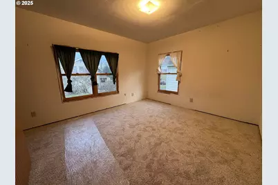 430 W Water St, Stayton, OR 97383 - Photo 23