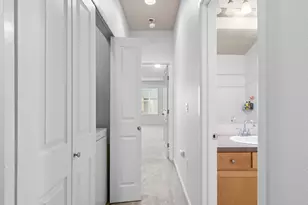 10820 SW Huntington Ave, Tigard, OR 97223 - Photo 7