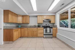 12050 NW Big Fir Cir, Portland, OR 97229 - Photo 33