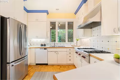 2417 NE 16th Ave, Portland, OR 97212 - Photo 15