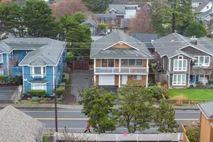 663 S Hemlock St, Cannon Beach, OR 97110 - Photo 3