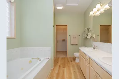 663 S Hemlock St, Cannon Beach, OR 97110 - Photo 21