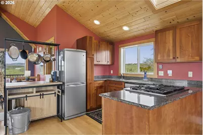 232 Oda Knight Rd, Lyle, WA 98635 - Photo 13