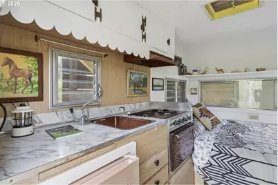 232 Oda Knight Rd, Lyle, WA 98635 - Photo 33