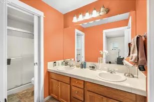 7129 NE Stonewater St, Hillsboro, OR 97124 - Photo 17