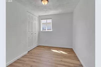 801 NE 13th St, McMinnville, OR 97128 - Photo 11