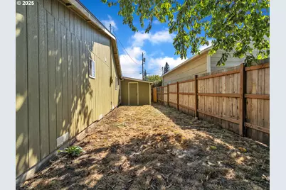 801 NE 13th St, McMinnville, OR 97128 - Photo 29