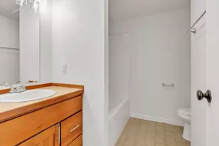 801 NE 13th St, McMinnville, OR 97128 - Photo 19