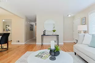 2630 Mountain View Dr S, Salem, OR 97302 - Photo 9