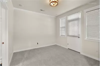 808 NE Caden Ave, Hillsboro, OR 97124 - Photo 7