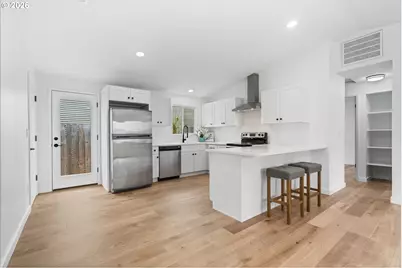 602 S Vermont St, Portland, OR 97219 - Photo 25