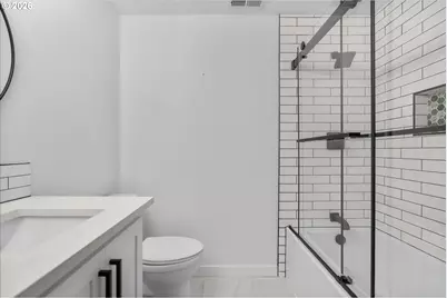 602 S Vermont St, Portland, OR 97219 - Photo 11