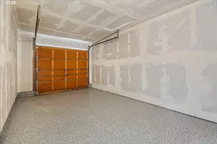 602 S Vermont St, Portland, OR 97219 - Photo 35