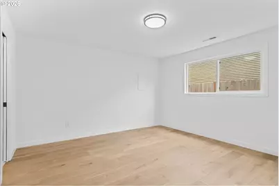 602 S Vermont St, Portland, OR 97219 - Photo 15