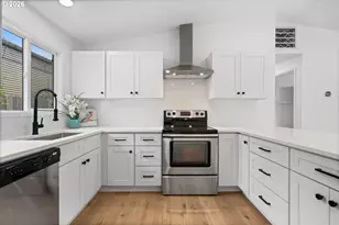 602 S Vermont St, Portland, OR 97219 - Photo 25