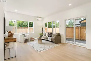 6407 NE 32nd Pl, Portland, OR 97211 - Photo 3