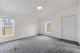 34117 Santiam Hwy, Lebanon, OR 97355 - Photo 13