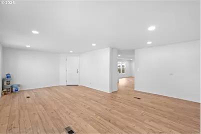 1175 SW Sandy Dr, Hermiston, OR 97838 - Photo 9